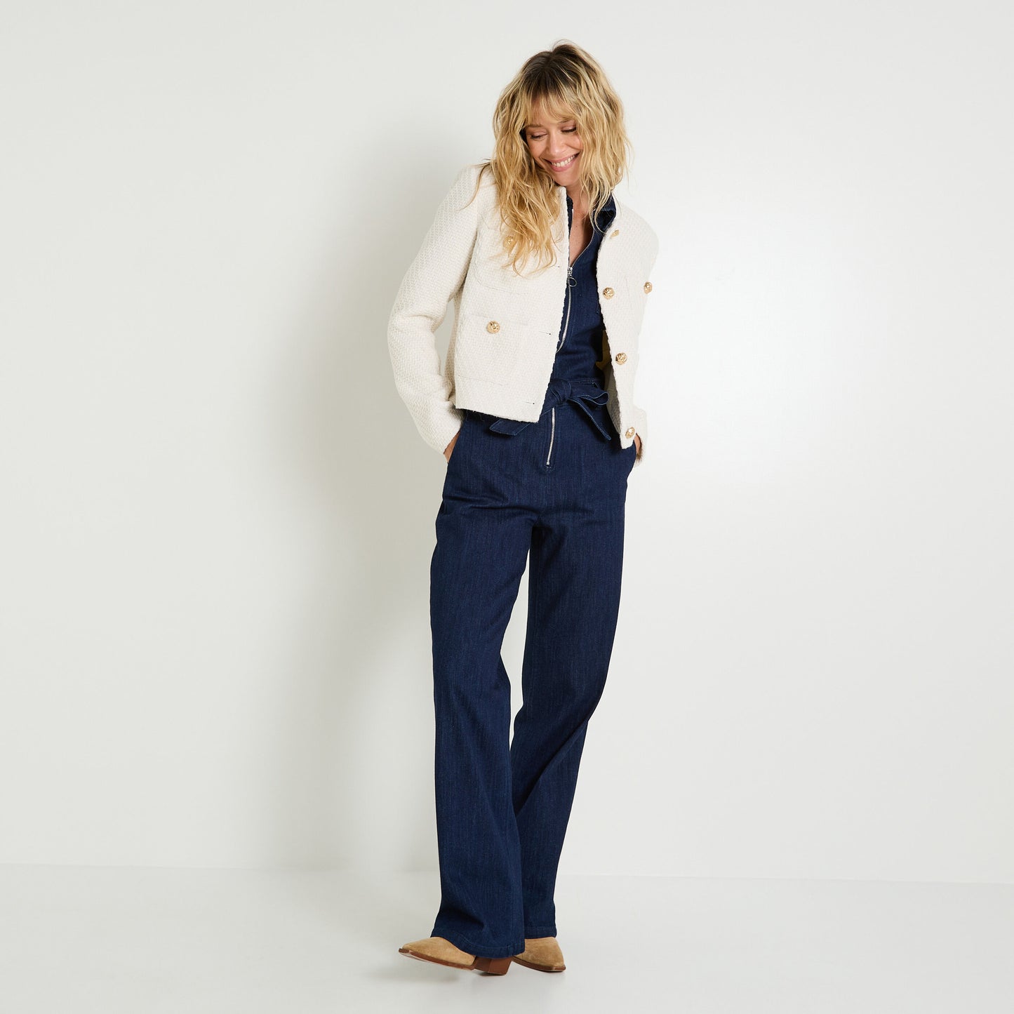 Veste Femme | Courte Et Élégante | Effet Tweed Structuré Avec Boutons Dorés