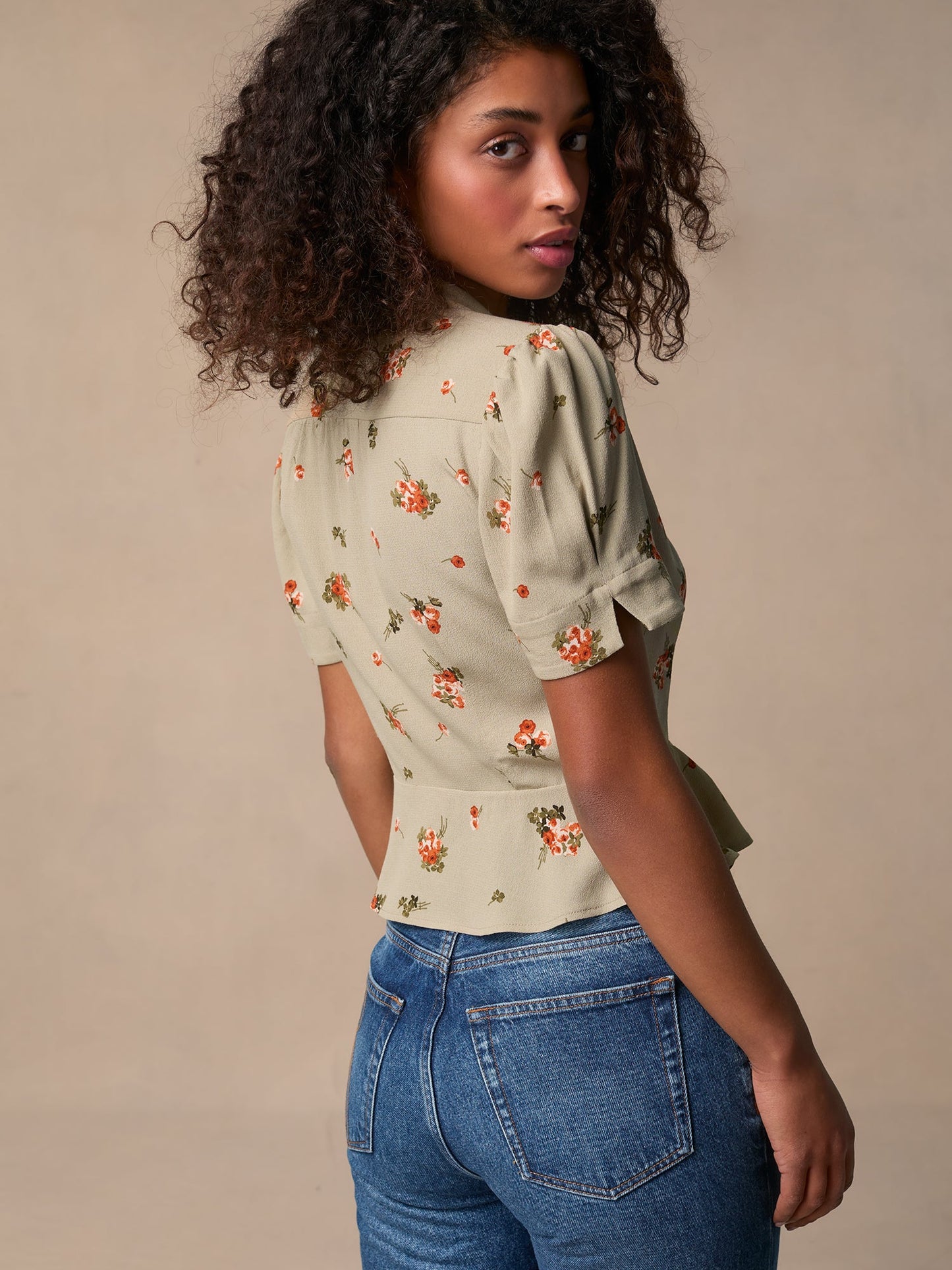 Blouse Fleurie | Légère Et Féminine | Élégante Et Romantique | Idéale Pour L’Été Et Les Sorties En Ville