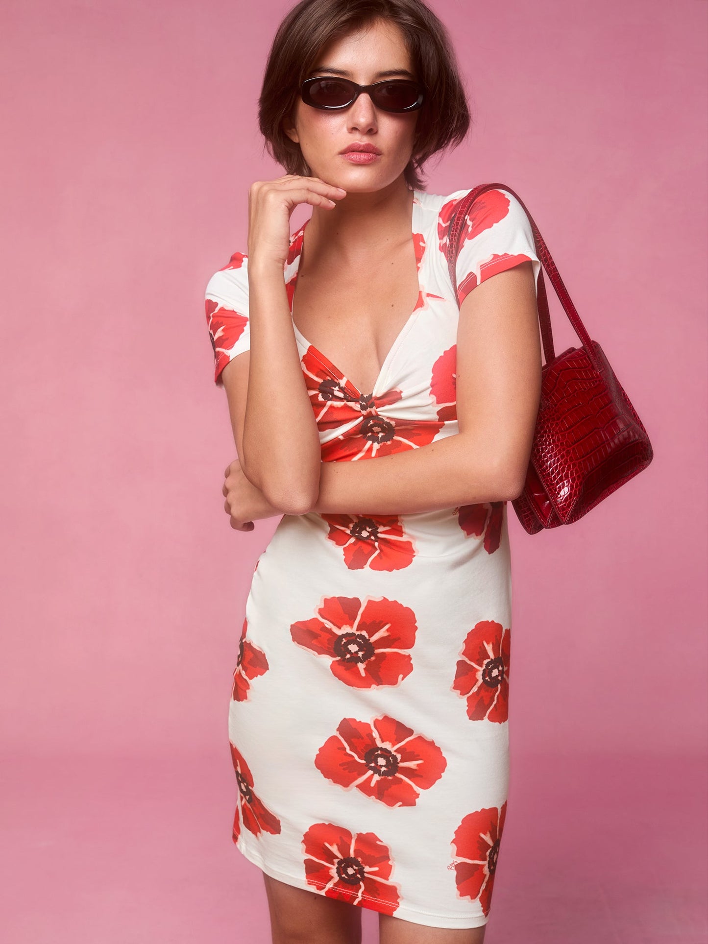 Robe Moulante Fleurie | Viscose | Silhouette Ajustée