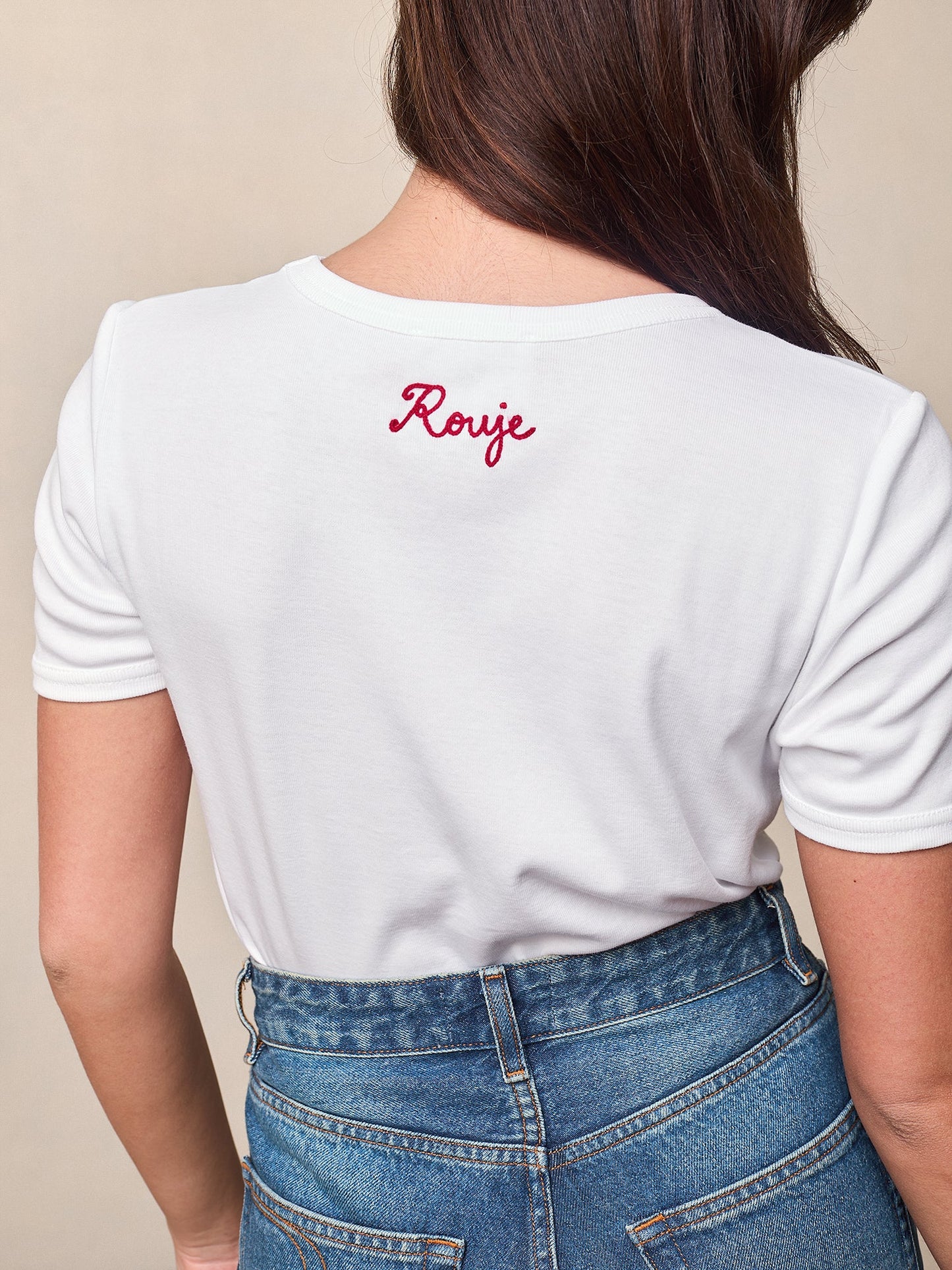 T-shirt Brodé | Doux & Romantique | Looks Décontractés & Quotidiens