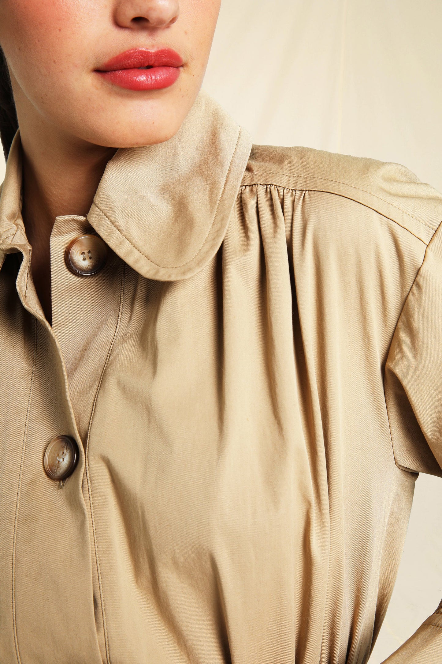 Veste Femme | Ceinturée et Légère | Idéale pour la Mi-Saison avec Style