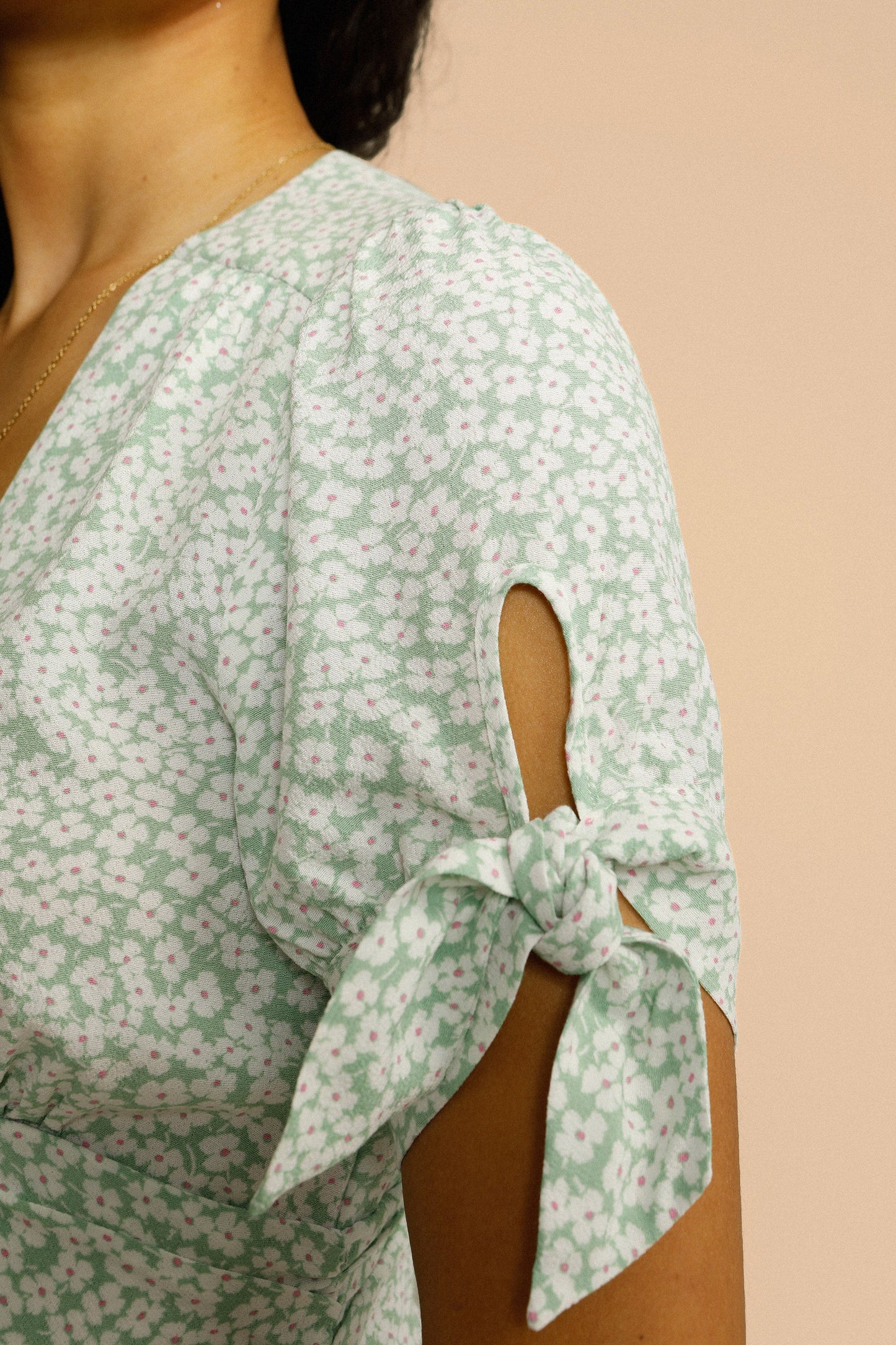 Robe Midi Vert Menthe A Imprimé Discret | Élégante & Aérienne | Printemps & Moments Doux | Tissu Léger