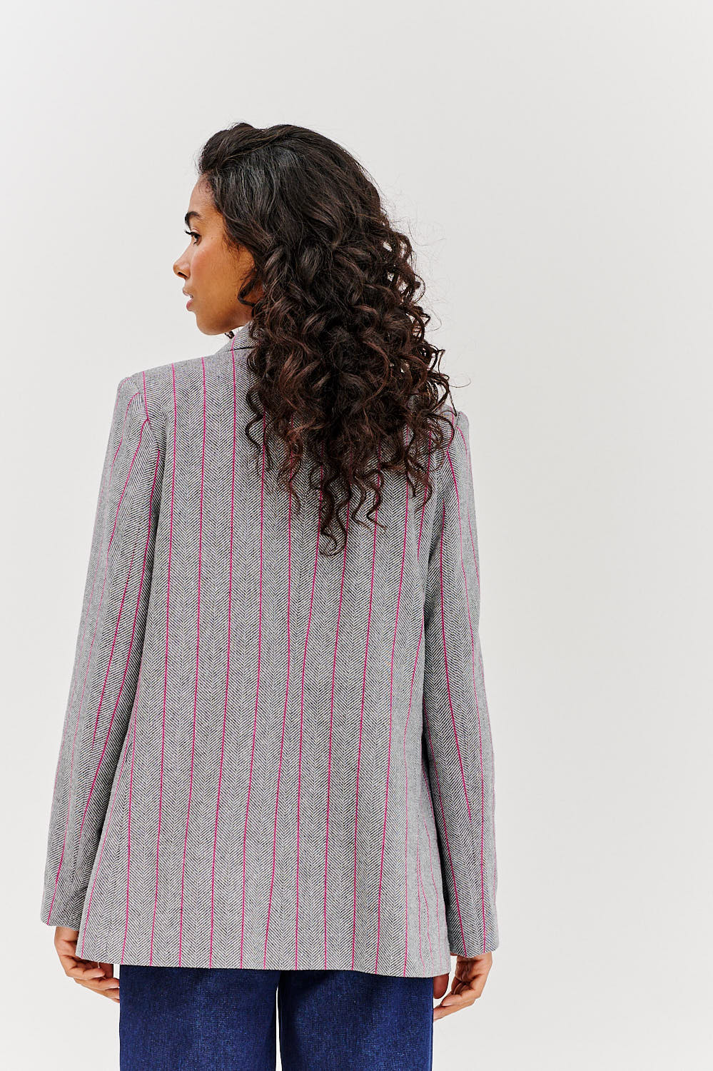 Veste Femme | Motif Chevrons Élégant | Doublure Rose Pour Un Look Professionnel Et Féminin