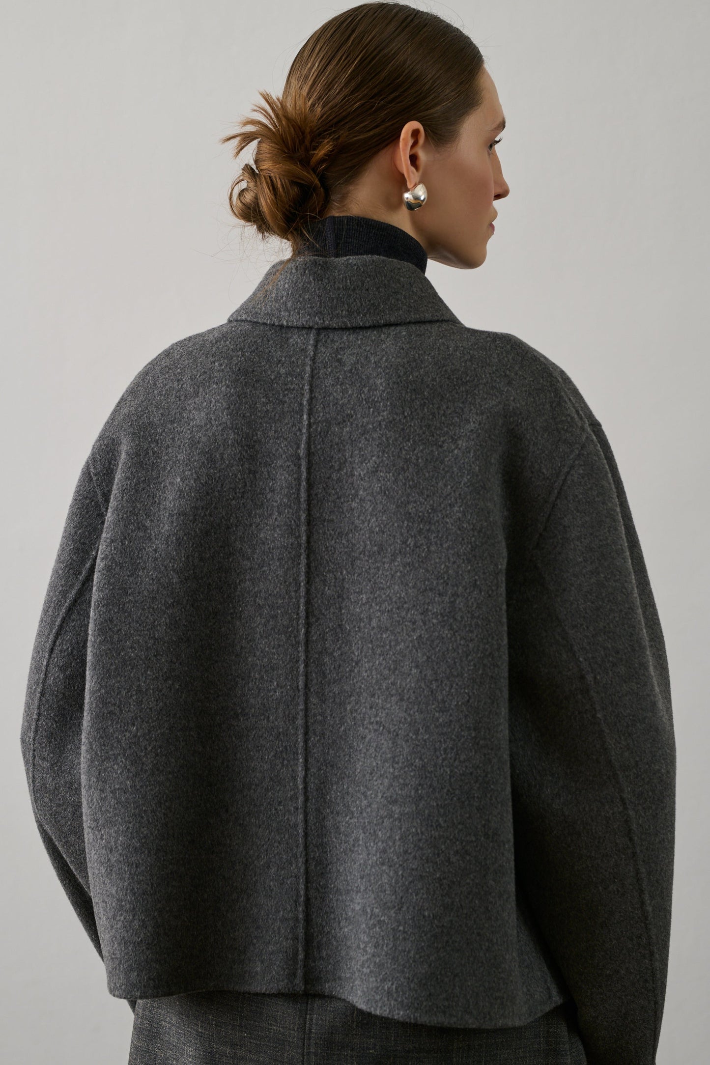 Manteau Femme | Court Et Minimaliste | En Laine Et Cachemire Haut De Gamme