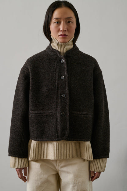 Veste Femme | Laine Vierge | Chaude, Courte Et Minimaliste Pour L’Hiver