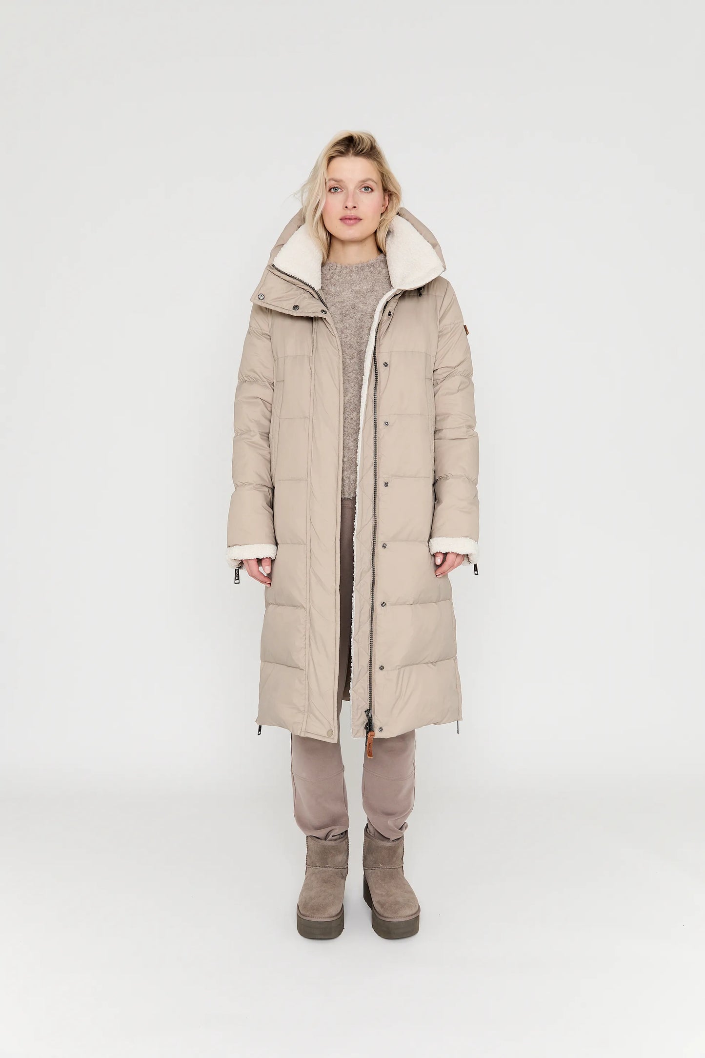 Manteau Long Matelassé à Capuche