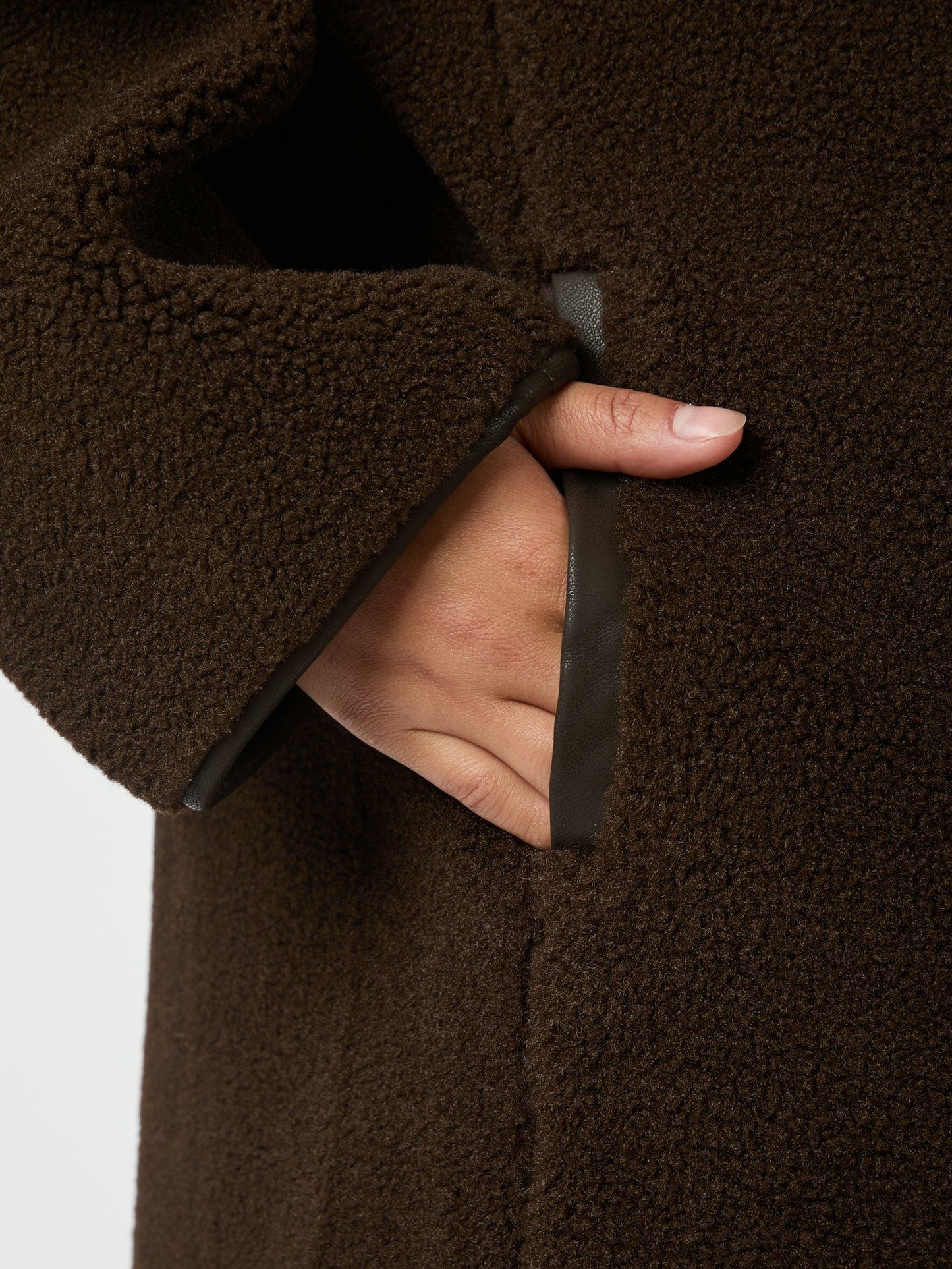 Manteau Long Effet Peau Lainée