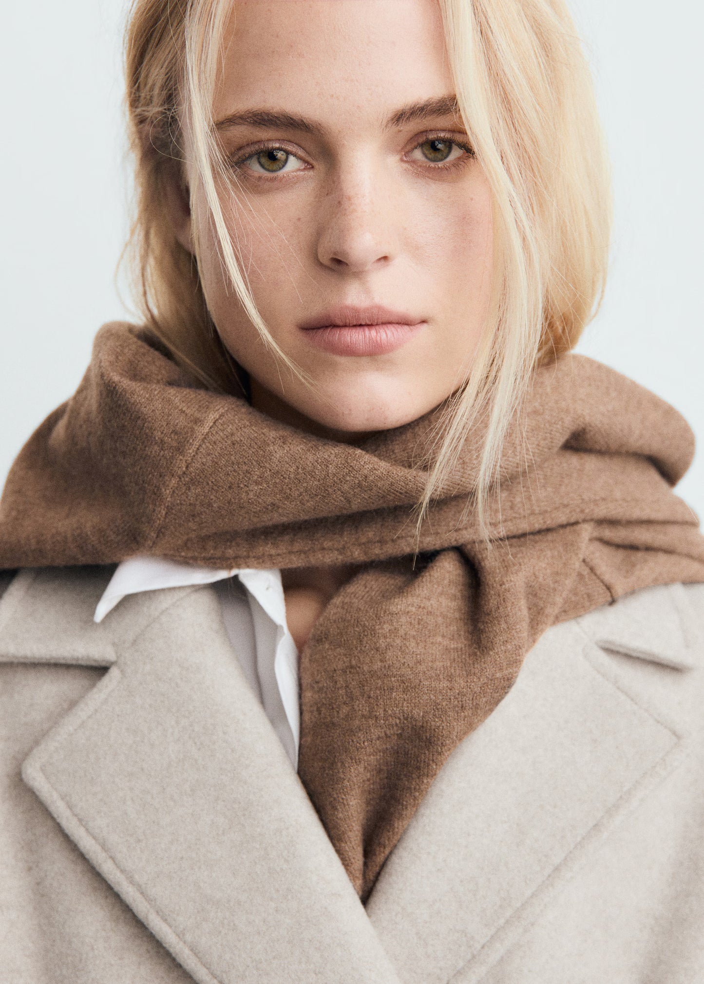 Manteau Long Minimaliste À Double Boutonnage | Coupe Droite Structurée | Parfait Pour L’Hiver Et Le Quotidien