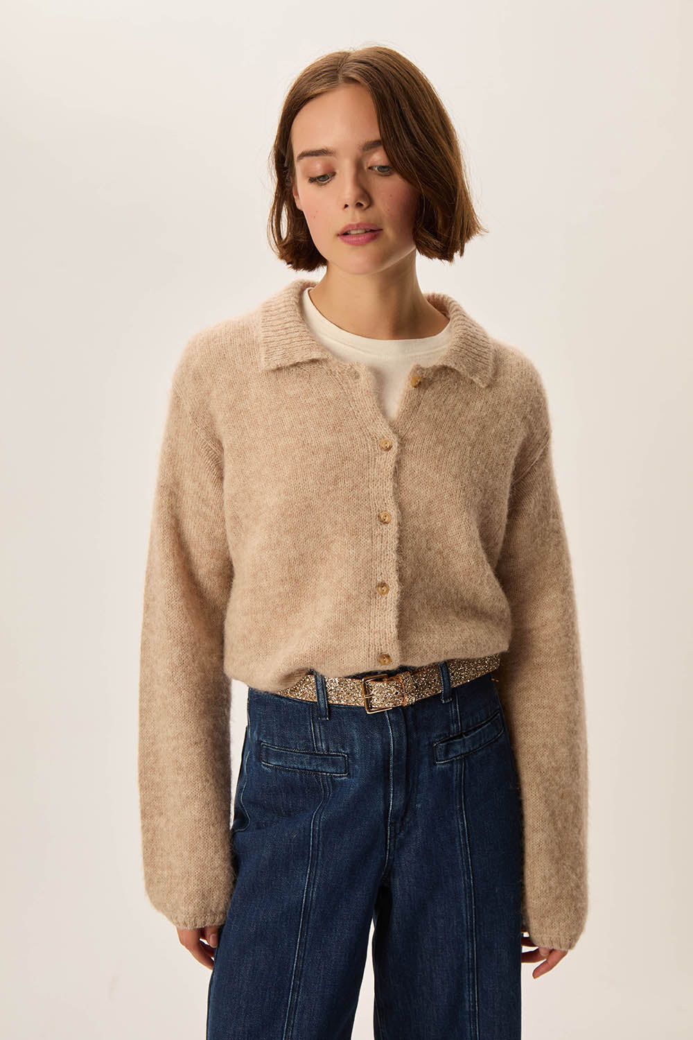 Cardigan Femme Beige | Doux et Tendance | Parfait pour l’Automne et l’Hiver
