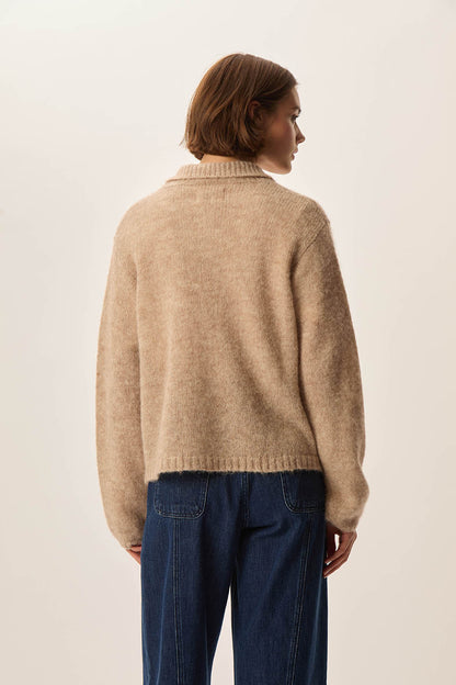 Cardigan Femme Beige | Doux et Tendance | Parfait pour l’Automne et l’Hiver