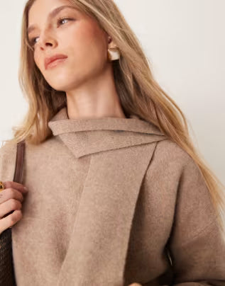 Pull Femme | Écharpe Intégrée | Élégant Et Chaleureux | Idéal Pour l’Hiver