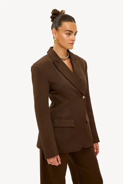 Blazer Femme | Coupe Cintrée Élégante | Parfait pour Bureau, Événement ou Look Professionnel Structuré