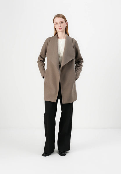 Manteau Femme | Ceinturé Et Épuré | Idéal Pour Un Look Hivernal Chic Et Confortable