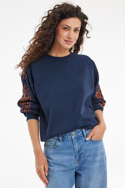 Sweat à Manches Décorées