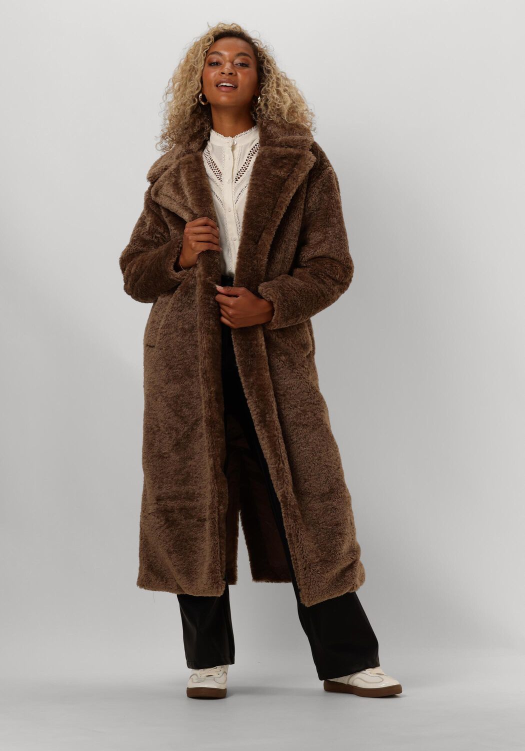 Manteau Femme | Long Et Doux | Idéal Pour L’Hiver Et Les Looks Élégants