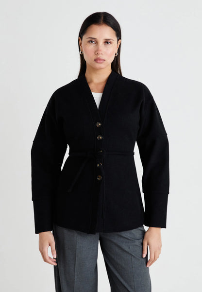 Cardigan Femme | Ceinturé Et Boutonné | Parfait Pour Un Look Chic Au Quotidien