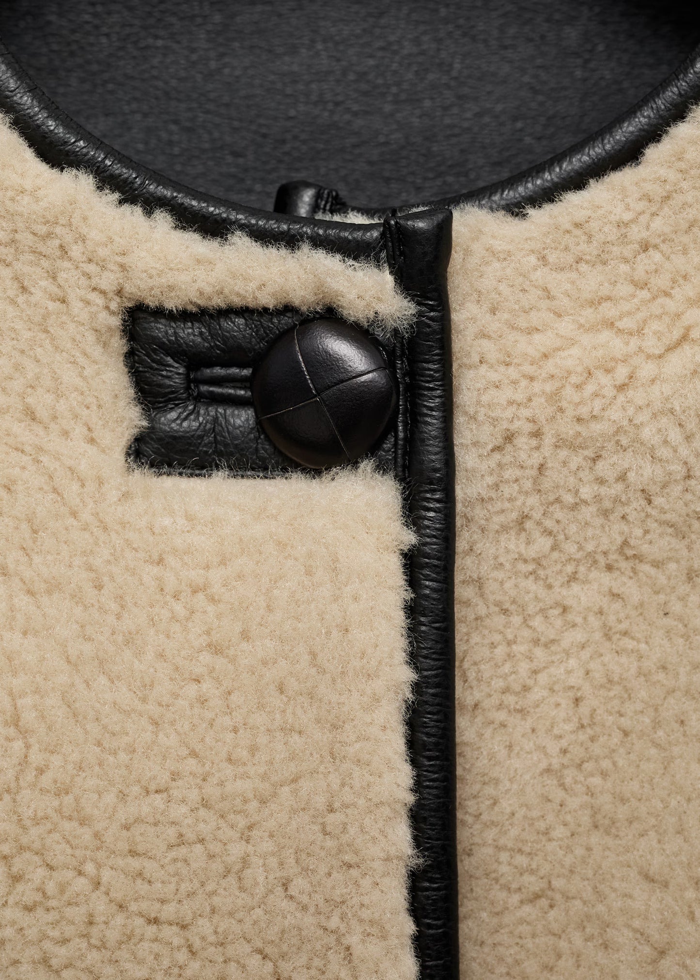 Manteau Effet Mouton Contrasté