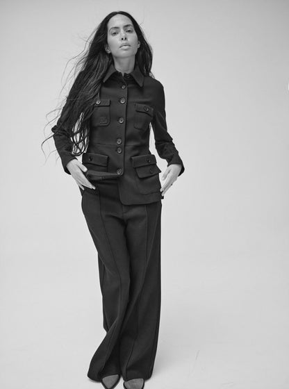 Blazer Femme Élégant | Coupe Ajustée & Tissu Confort | Idéal Bureau & Sorties