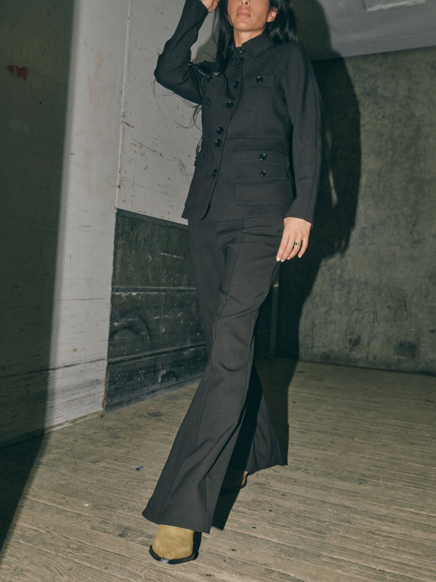 Blazer Femme Élégant | Coupe Ajustée & Tissu Confort | Idéal Bureau & Sorties