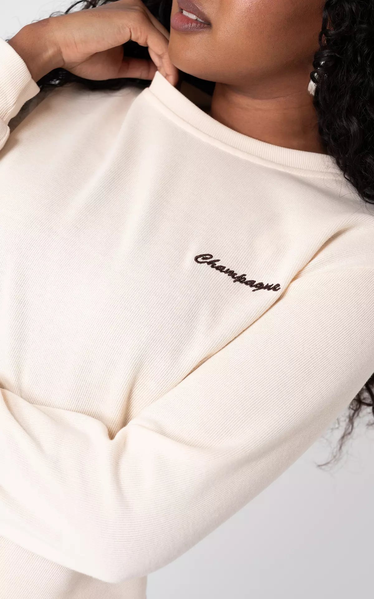 Sweat Femme | Doux, Décontracté et Stylé pour un Look Cosy