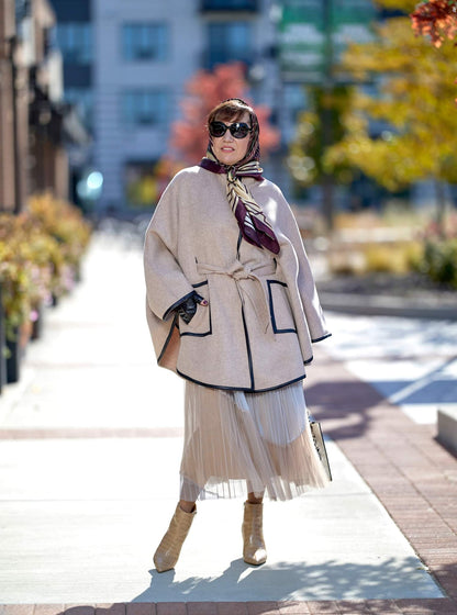 Cape Poncho Femme | Laine Et Cachemire | Kimono Court Élégant Avec Finition Contrastée