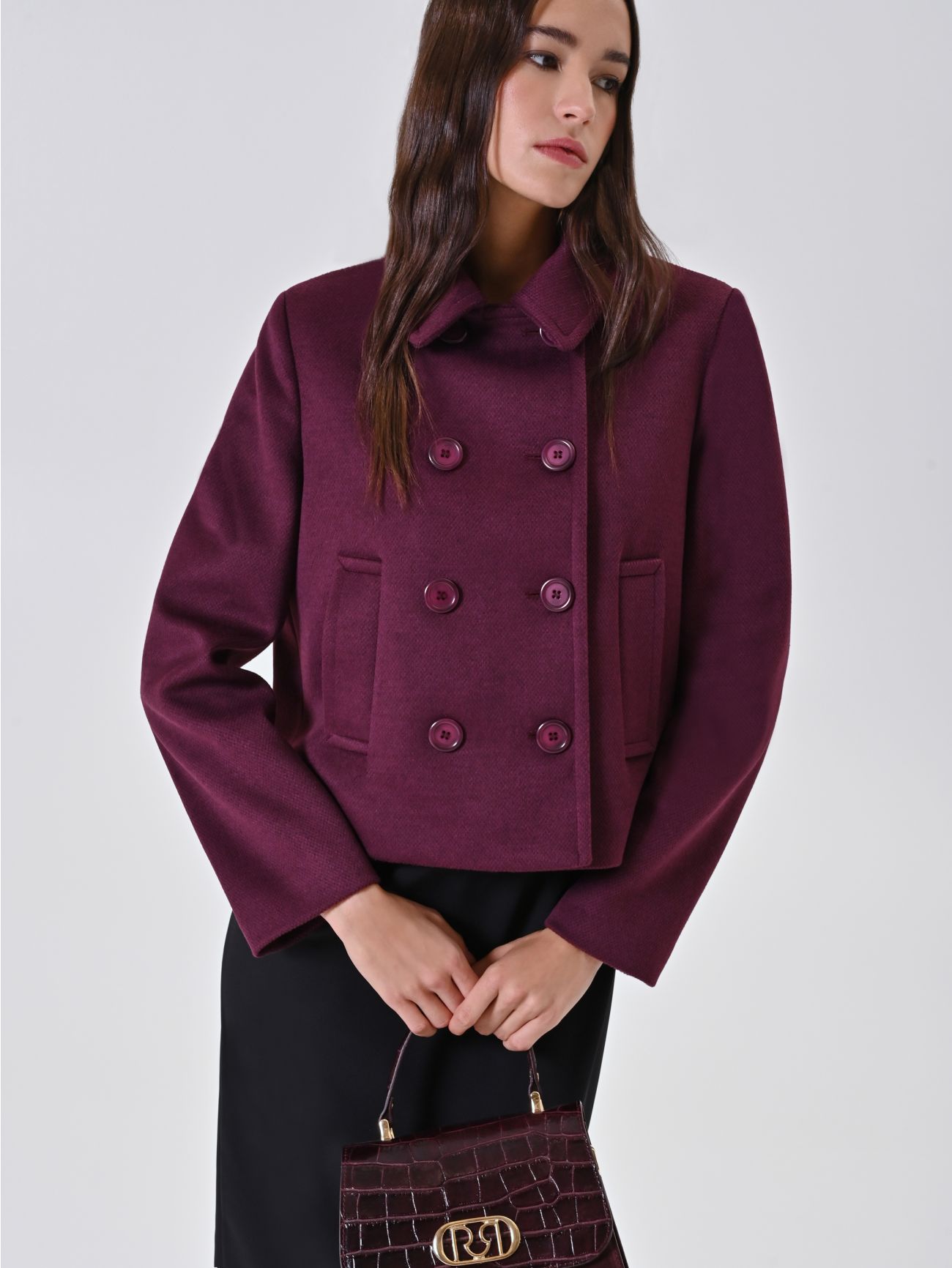 Manteau Court Prune à Double Boutonnage