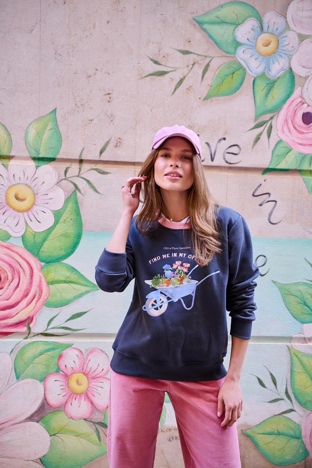 Sweat En Coton Et Polyester | Motif Brouette Fleurie | Coupe Droite Décontractée | Parfait Pour Le Printemps Et Les Looks Cosy