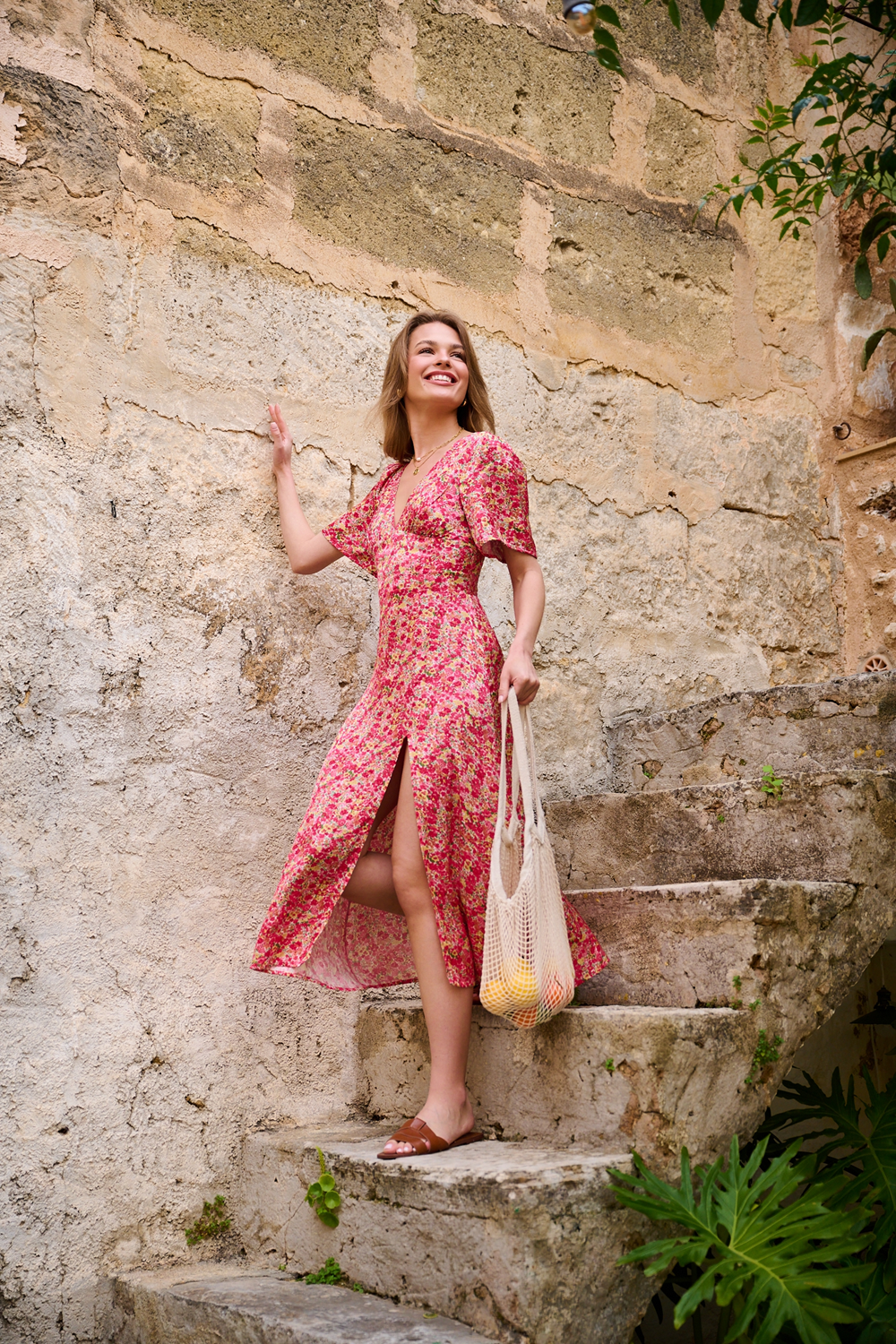 Robe En Viscose | Coupe Fluide Et Féminine | Col V Et Imprimé Feuillage | Parfaite Pour L’Été Ou La Mi-Saison