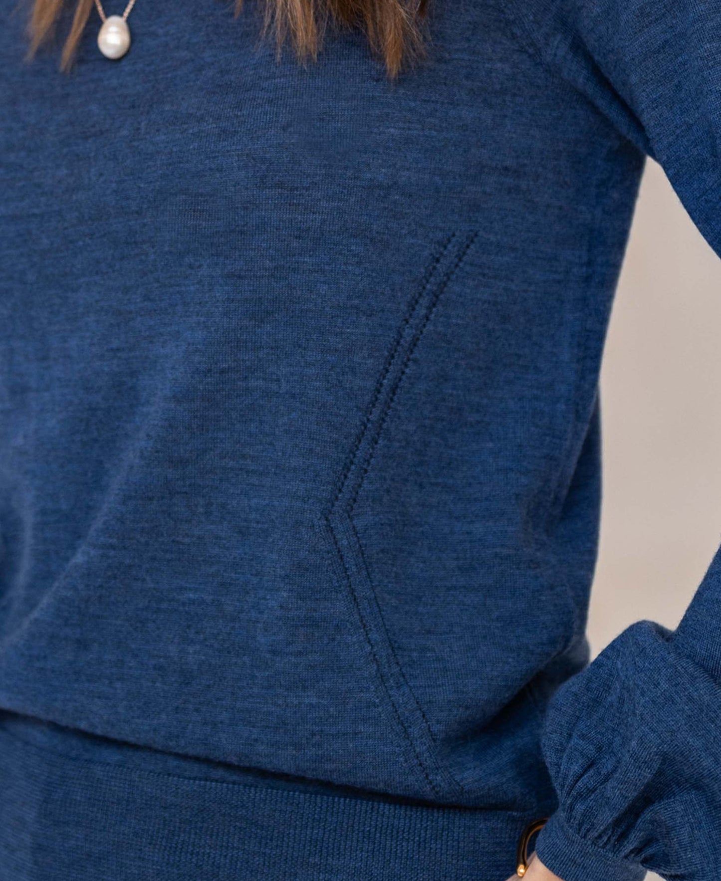 Pull Femme | Léger et Féminin | Parfait pour le Bureau et les Journées Décontractées