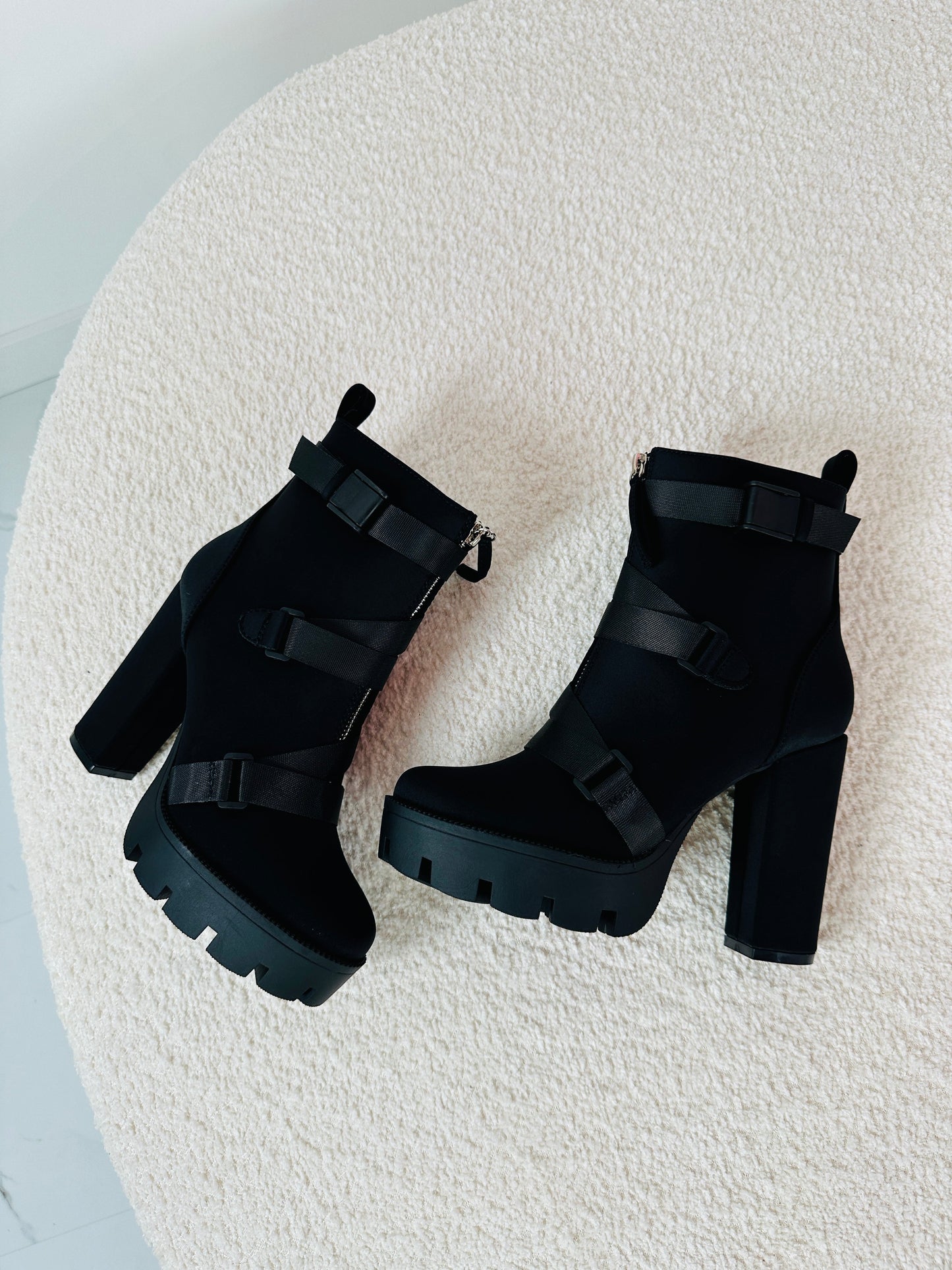 Bottes À Talons Épais Femme | Design Urbain Et Plateforme Crantée | Parfaites Pour Un Look Audacieux En Hiver