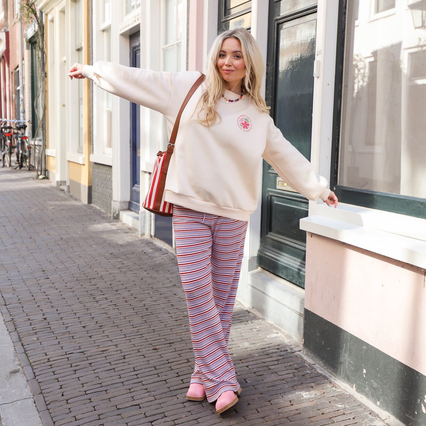 Sweat En Coton Et Polyester | Oversize Décontracté | Motif Brodé Confortable | Parfait Pour Les Moments Chill