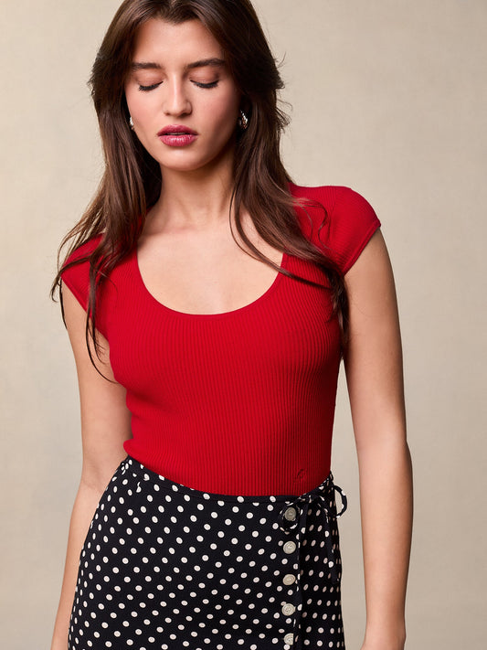 T-shirt Côtelé Rouge | Simple & Féminin | Looks Quotidiens & Casual Chic