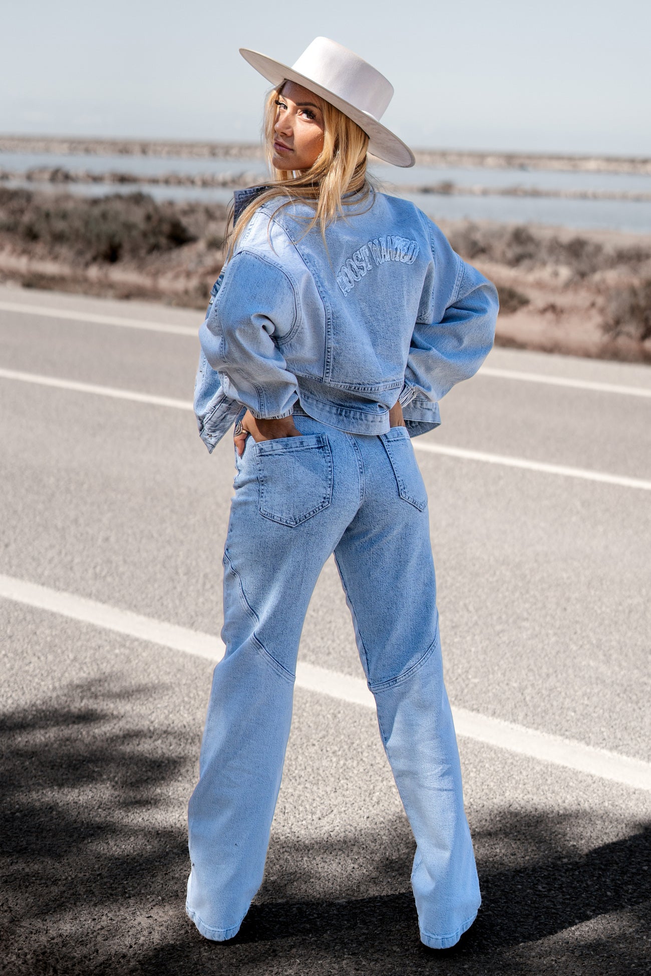 Ensemble En Jean | Veste Oversize Et Pantalon Taille Haute | Idéal Pour Un Look Western Chic Estival