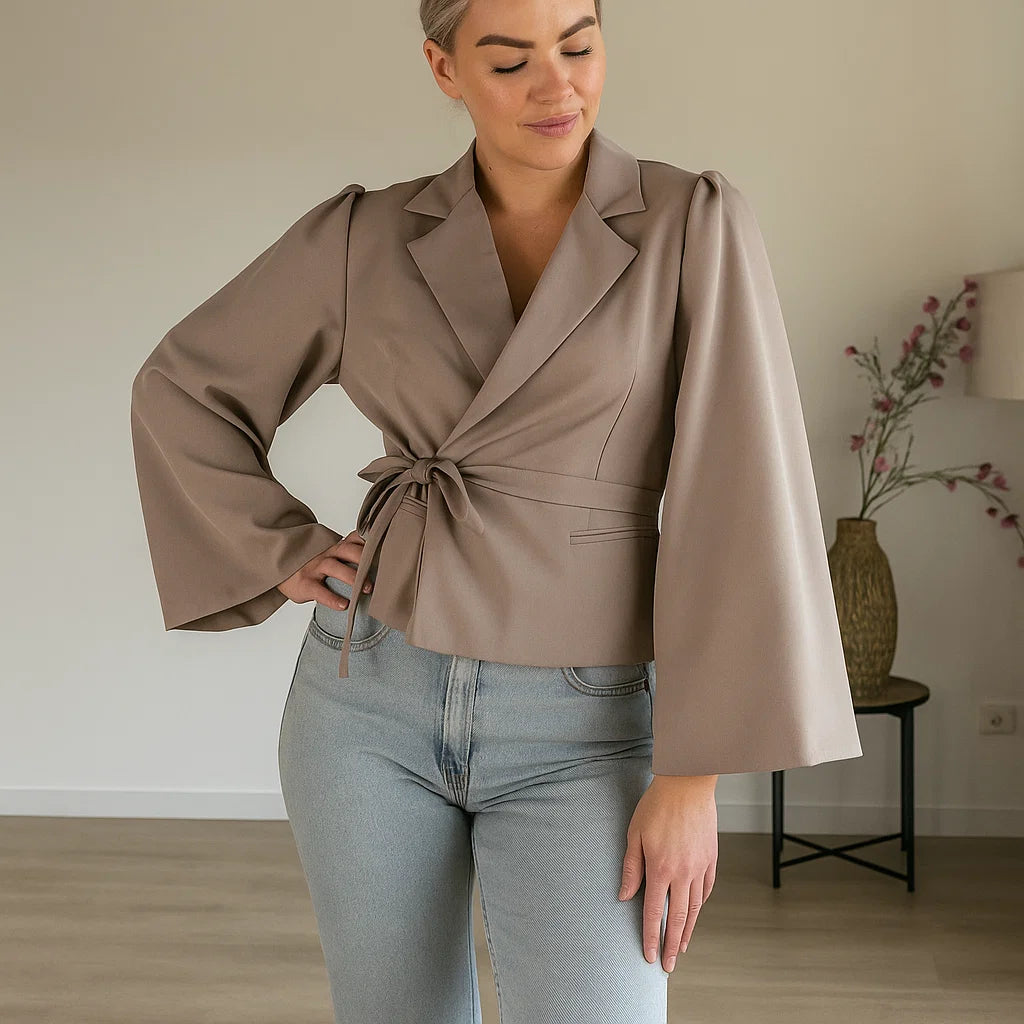 Blazer Femme | Court et Cintré | Parfait pour Look Féminin, Moderne et Décontracté