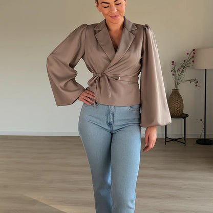 Blazer Femme | Court et Cintré | Parfait pour Look Féminin, Moderne et Décontracté