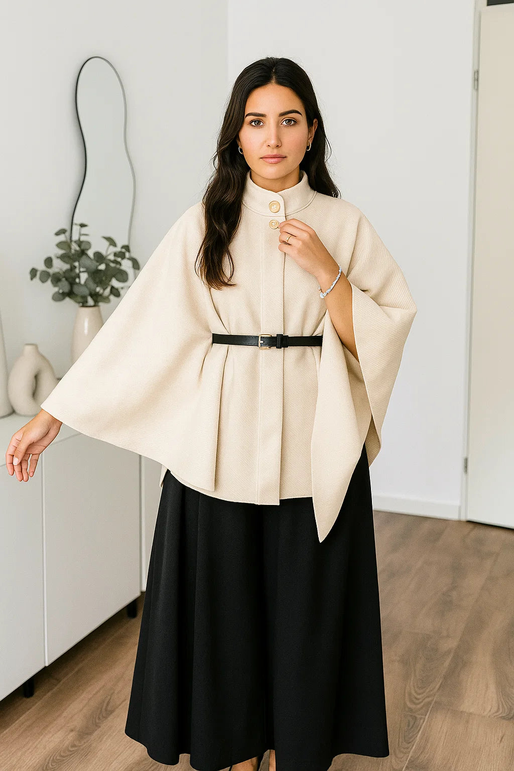 Cape Femme | Polyester Doux | Élégante et Légère pour la Mi-Saison