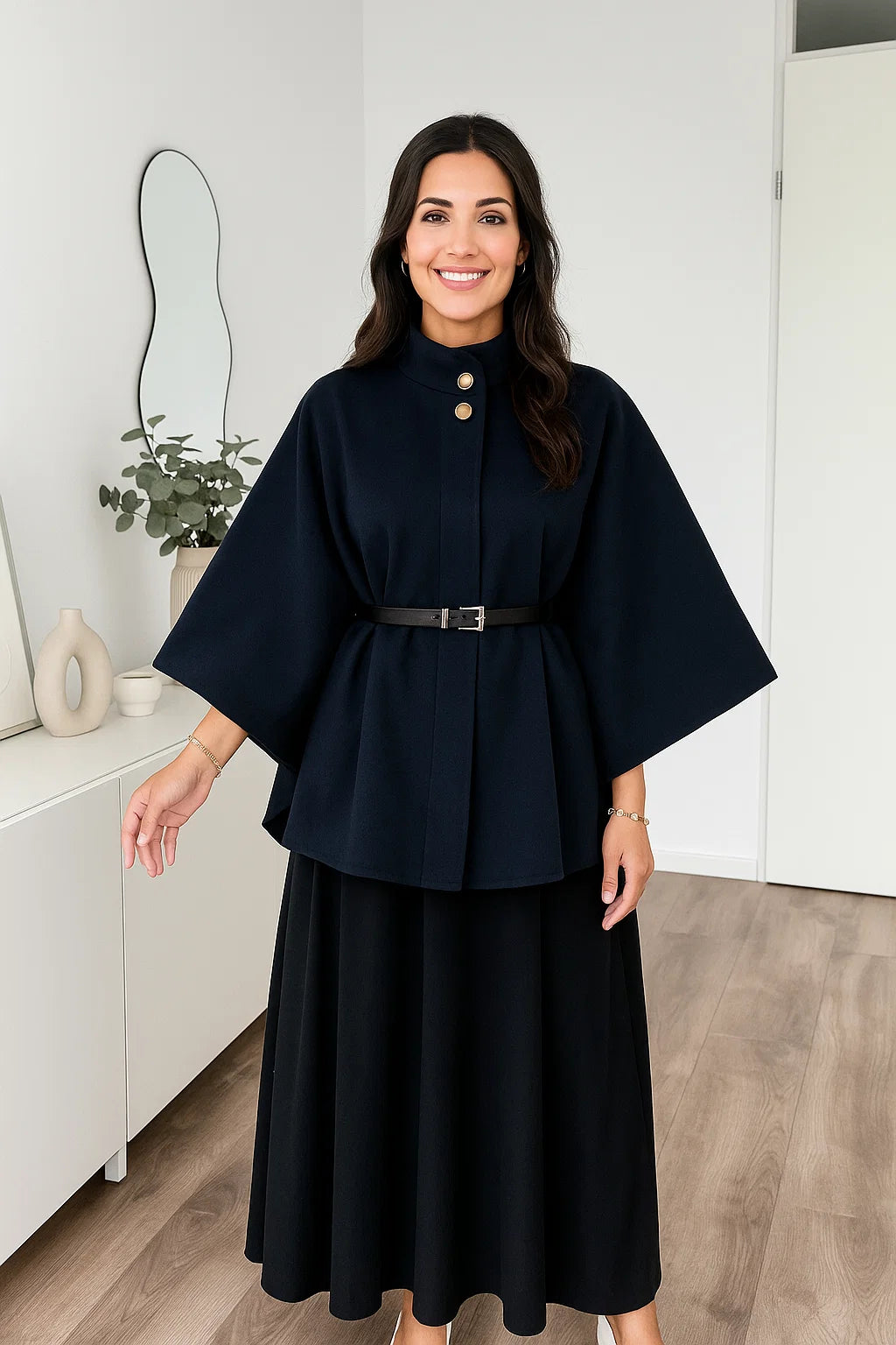 Cape Femme | Polyester Doux | Élégante et Légère pour la Mi-Saison