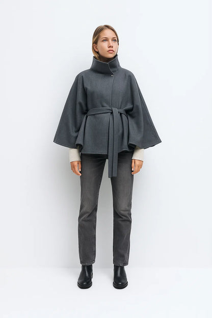 Cape Femme | Polyester | Élégante et Moderne pour la Mi-Saison
