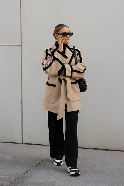 Veste Femme | Avec Détails Noirs | Ceinturée Et Graphique Pour Look Audacieux