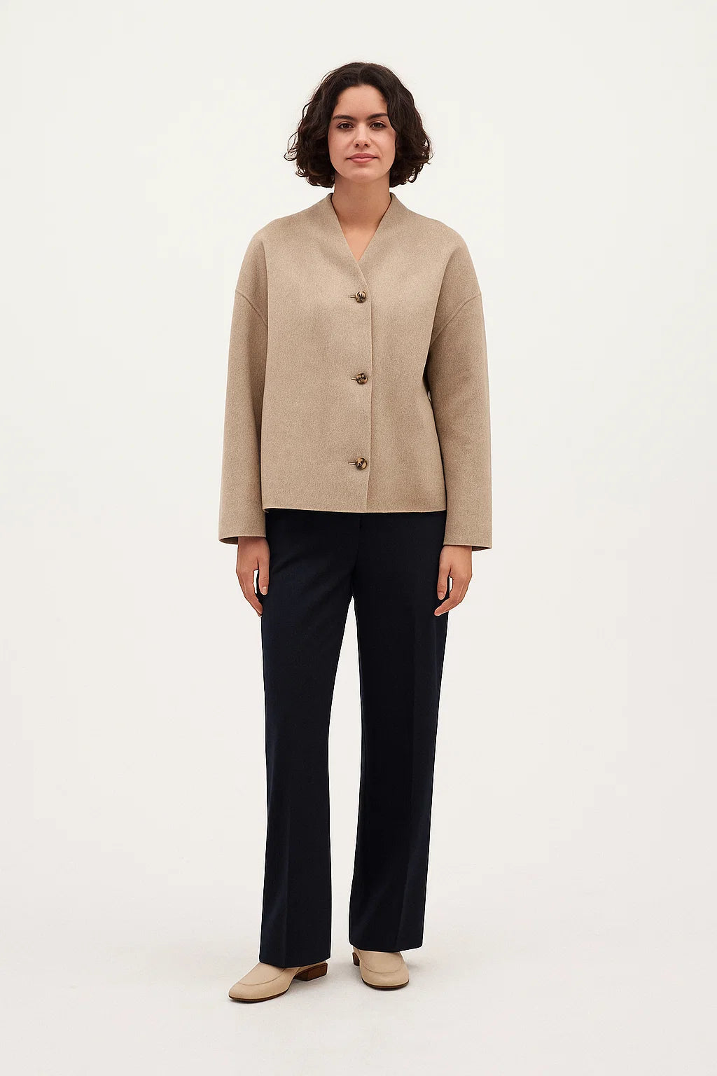 Veste Femme | Coupe Droite Et Épurée | Minimaliste Avec Fermeture Décalée