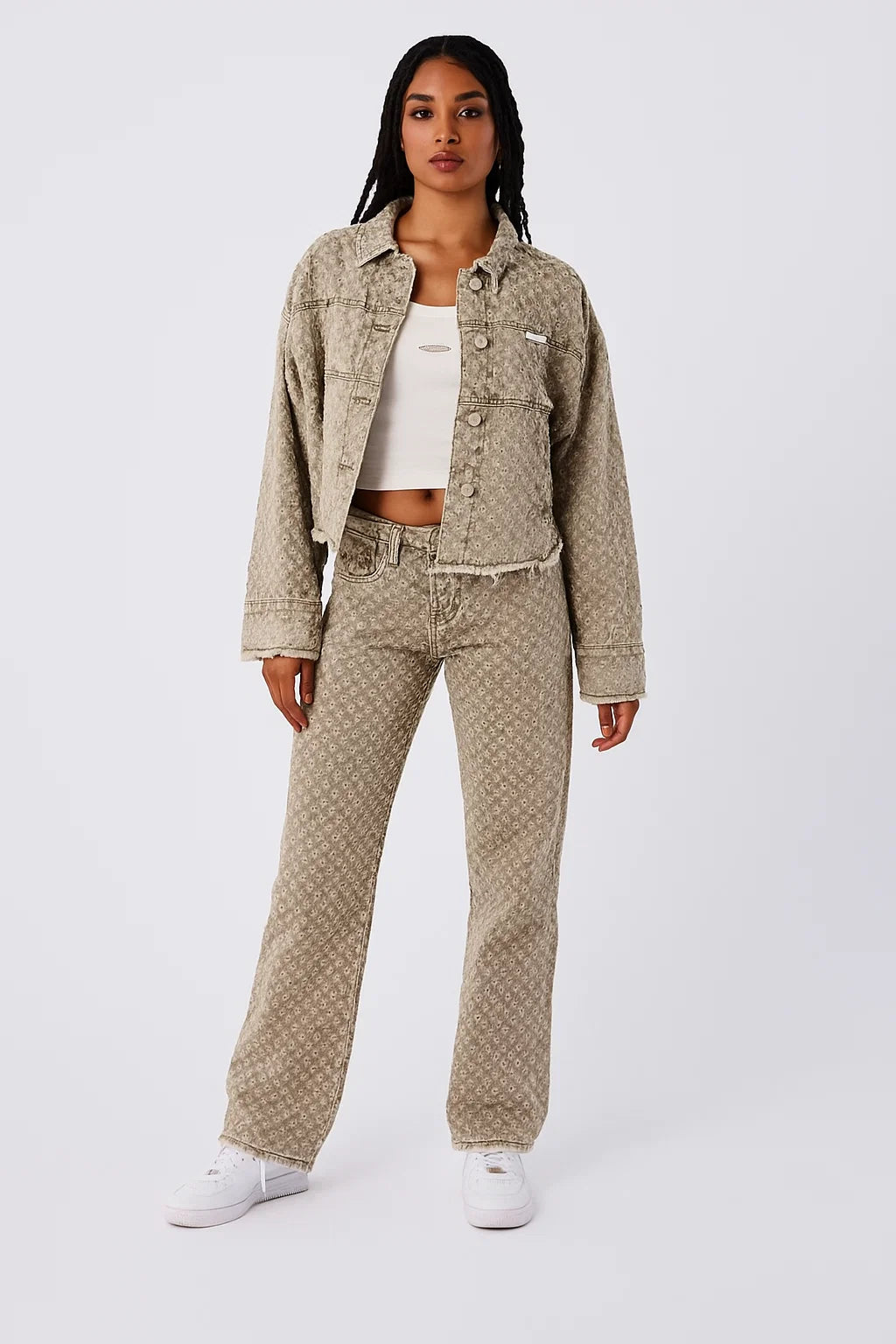 Veste Courte Femme | Tissu Texturé Et Bords Bruts | Idéale Pour Un Look Urbain Et Tendance