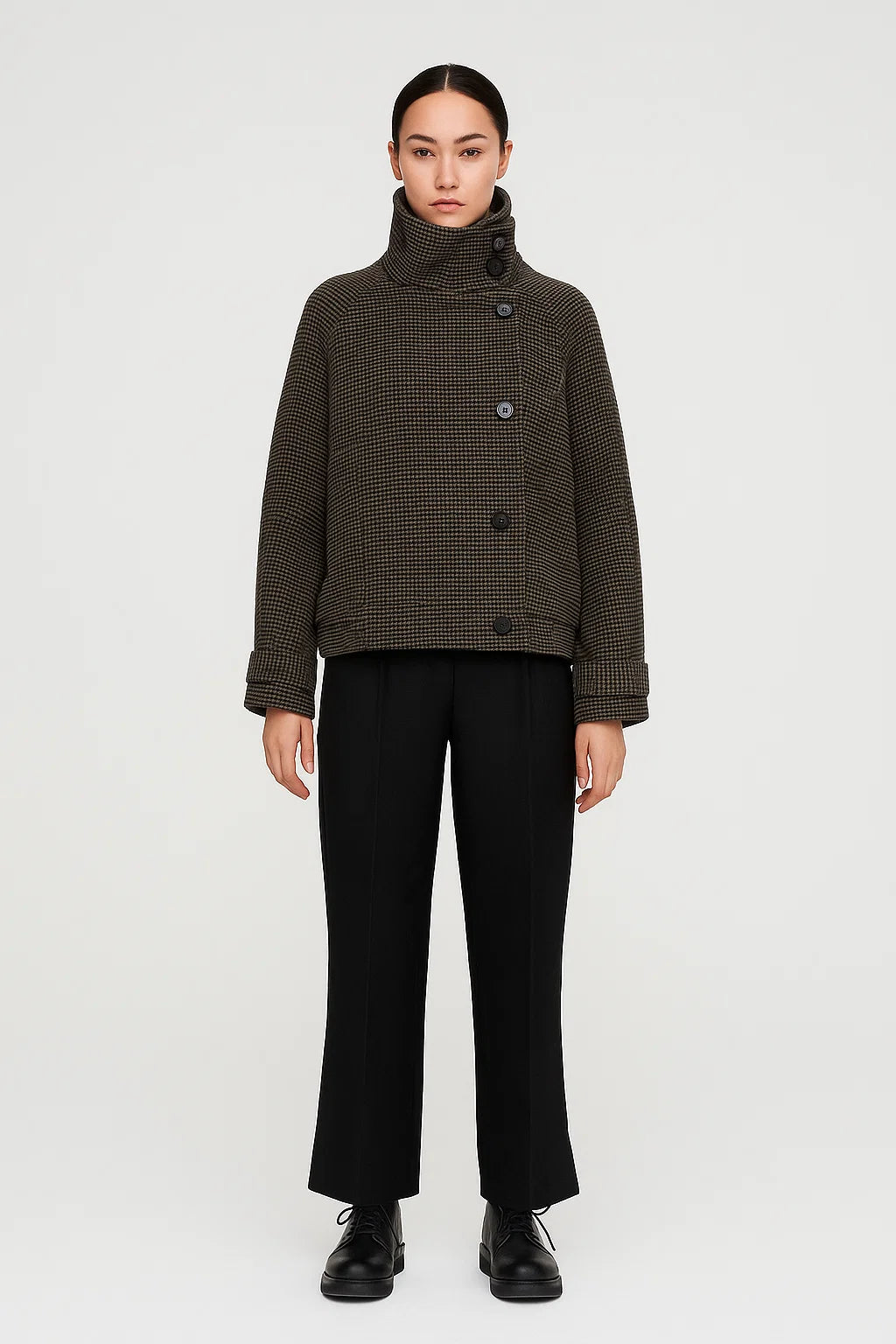 Veste Courte Femme | Motif Subtil Et Col Montant | Idéale Pour La Mi-Saison Et L’Hiver