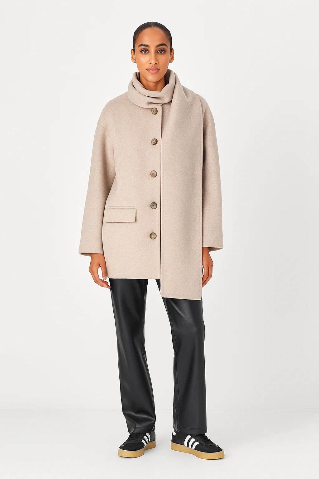 Manteau Femme | Court Et Chaud En Laine Mélangée | Avec Col Montant Intégré