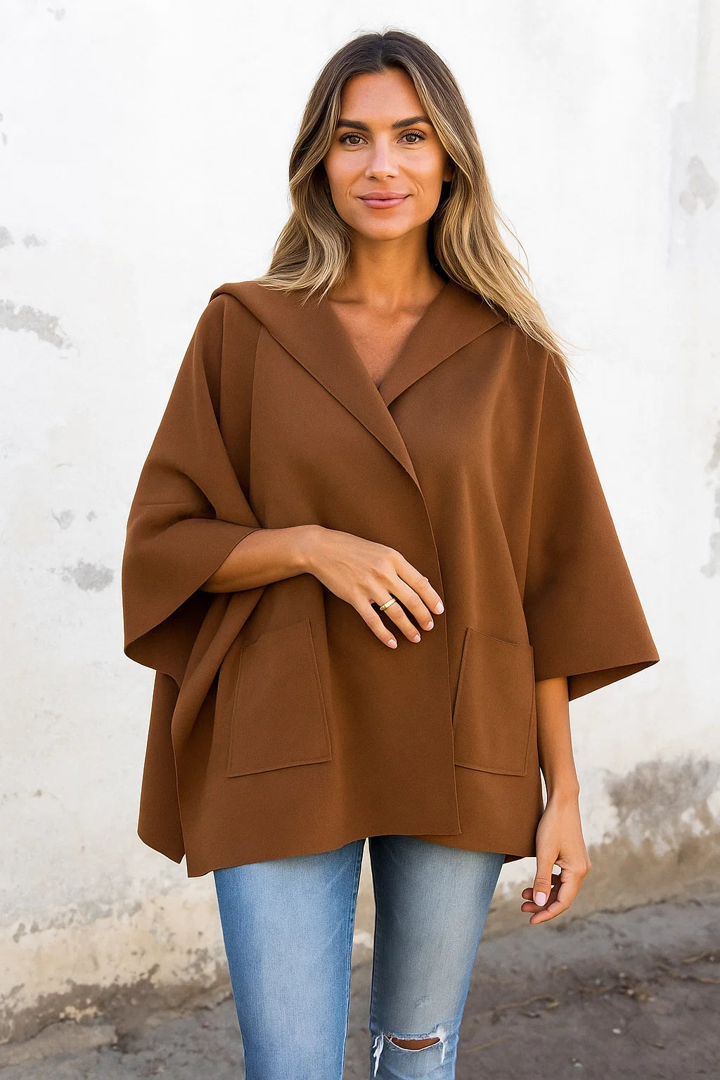 Poncho Structuré Moderne