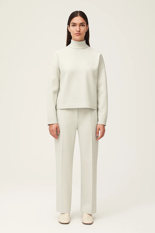 Pull Col Montant Fluide