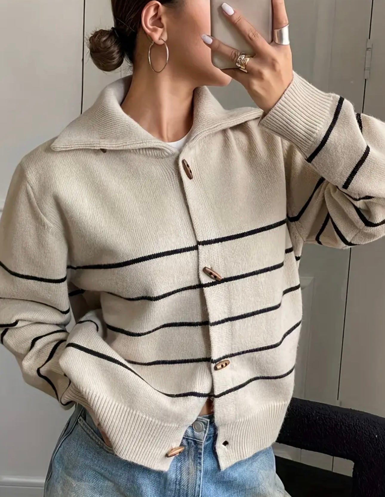 Cardigan Femme | Rayé Et Élégant | Col Oversize Pour Look Chic Décontracté