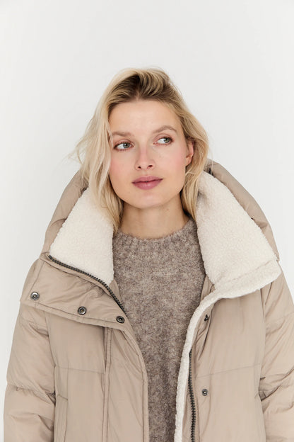 Manteau Long Matelassé à Capuche