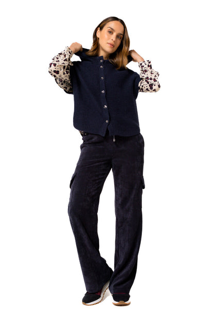 Cape Maille Boutonnée | Sans Manches avec Capuche | Idéale pour la Mi-Saison