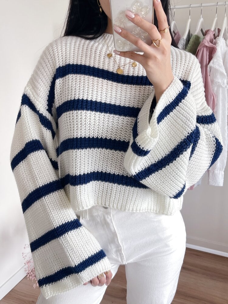 Pull Femme | Rayé Et Confortable | Manches Larges | Parfait Pour Un Look Décontracté Chic