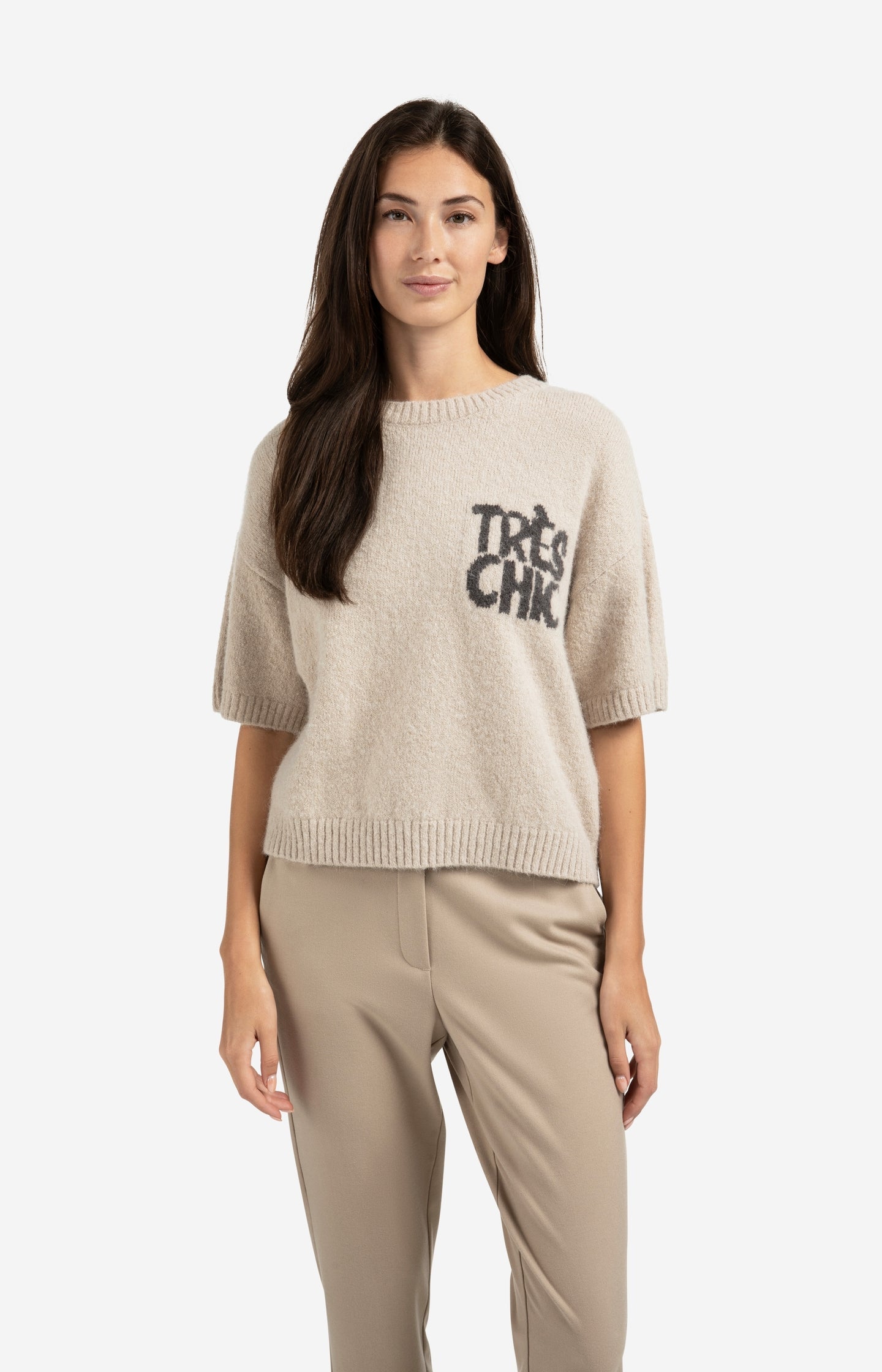 Pull Femme | Manches Courtes | Message Brodé | Style Décontracté | Confort Léger